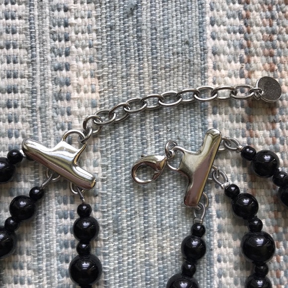 Black triple layer beaded necklace - Picture 3 of 5